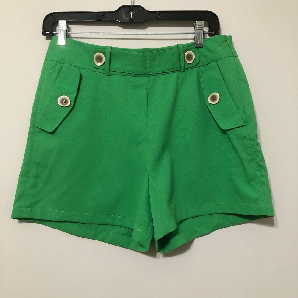 Milk & Honey Shorts Size M NWT (C)